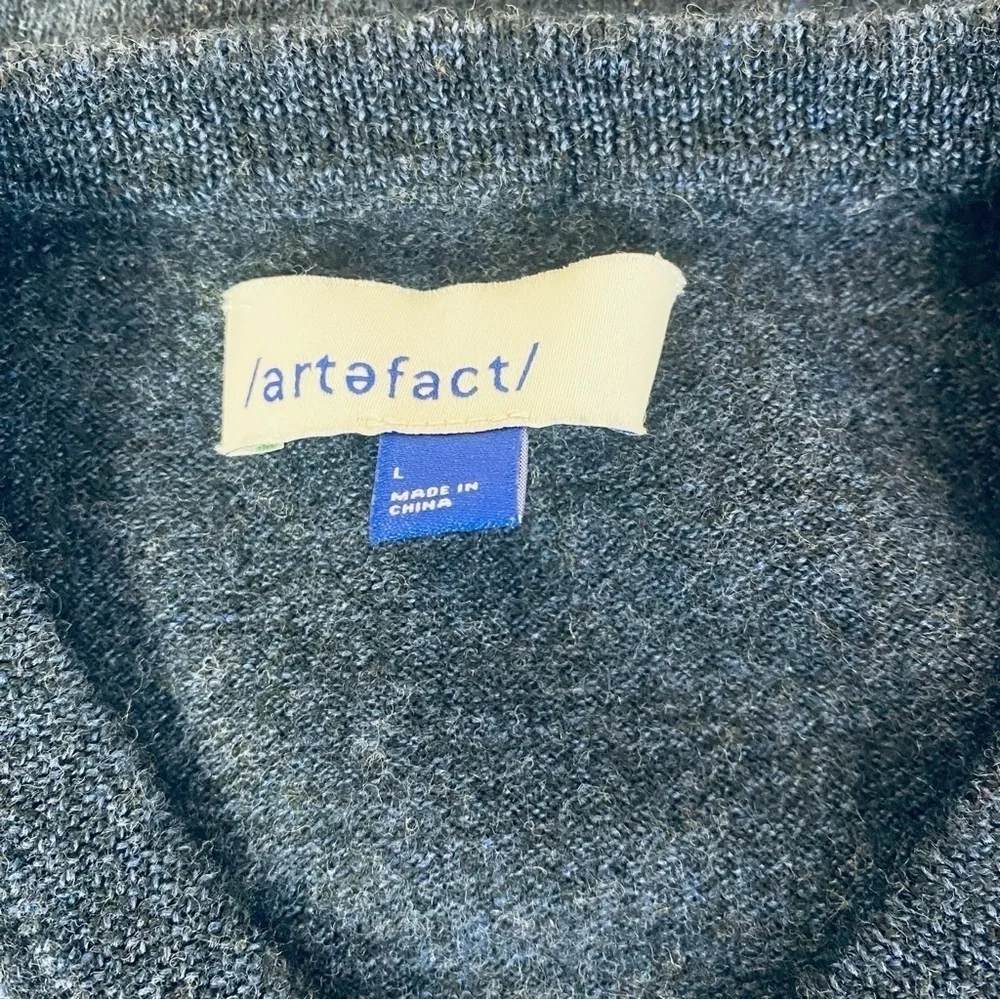 Artefact this navy